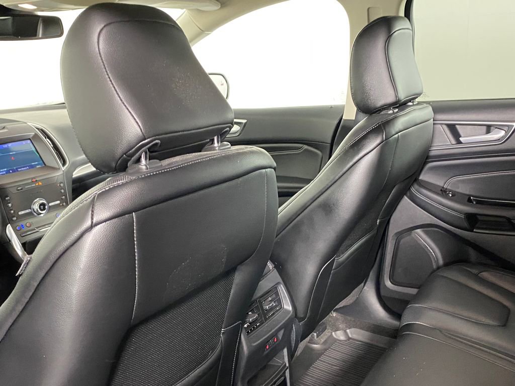 Used 2020 Ford Edge Titanium w/ Equipment Group 301A image 27