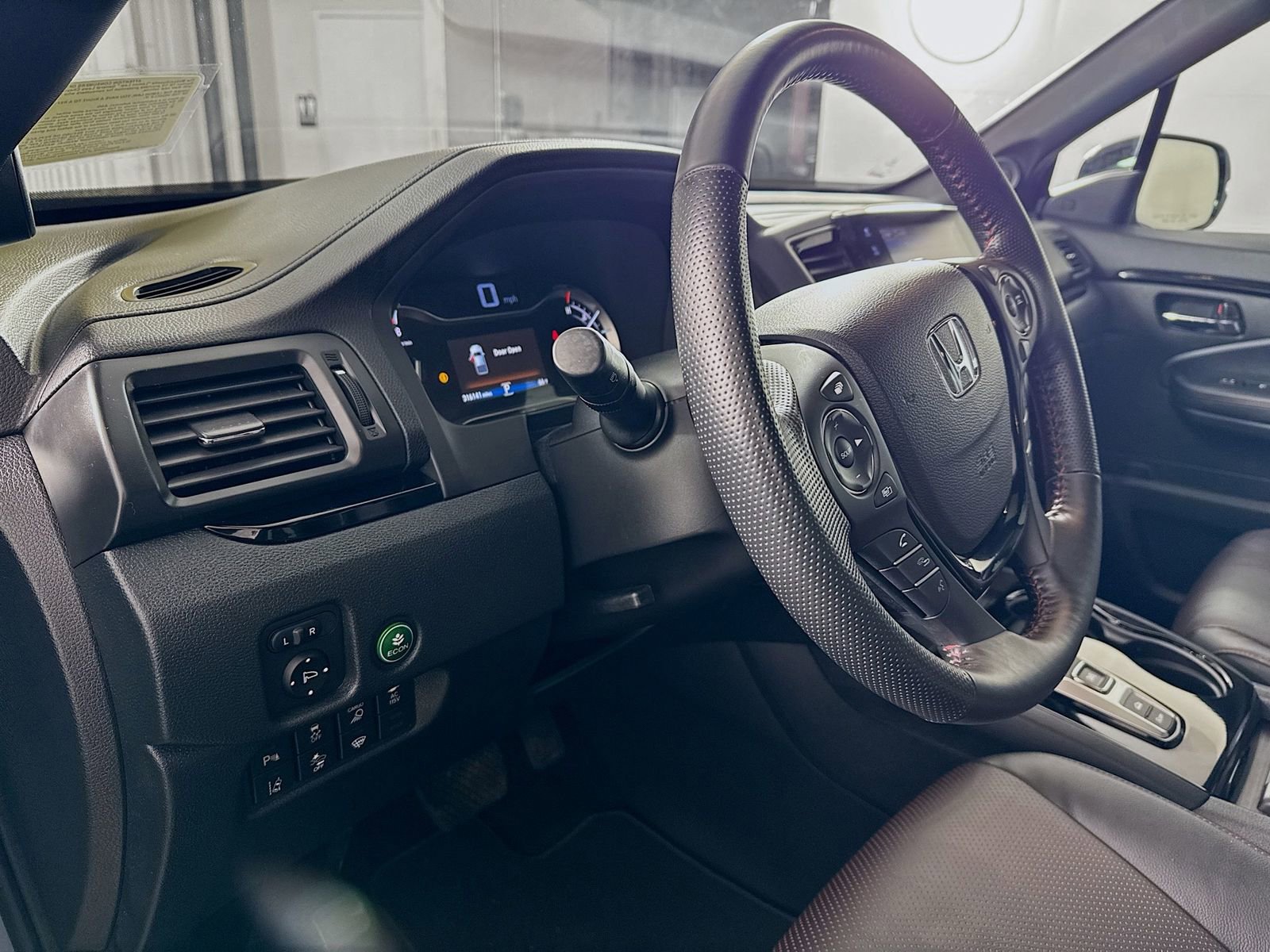 Used 2023 Honda Ridgeline Black Edition image 7