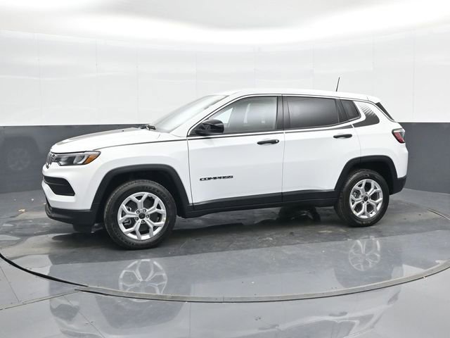Used 2025 Jeep Compass Sport w/ Mopar Graphics Package AWD/4WD image 9