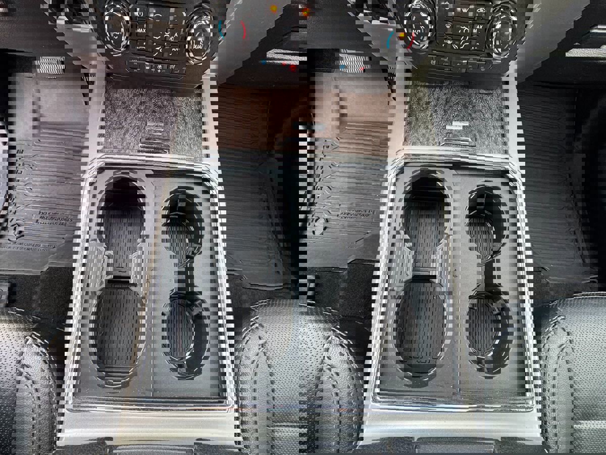 Used 2017 Ford F350 Lariat w/ Lariat Ultimate Package image 20