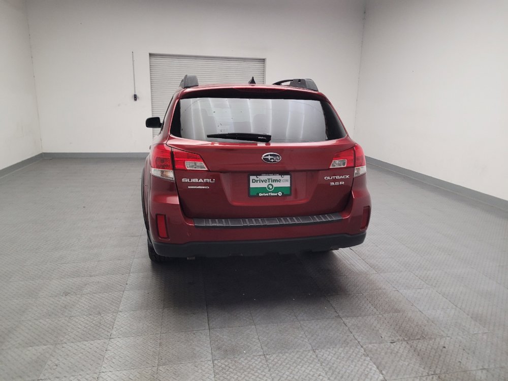 Used 2014 Subaru Outback 3.6R Limited w/ Accessory Value Package (OYZ) AWD/4WD image 6