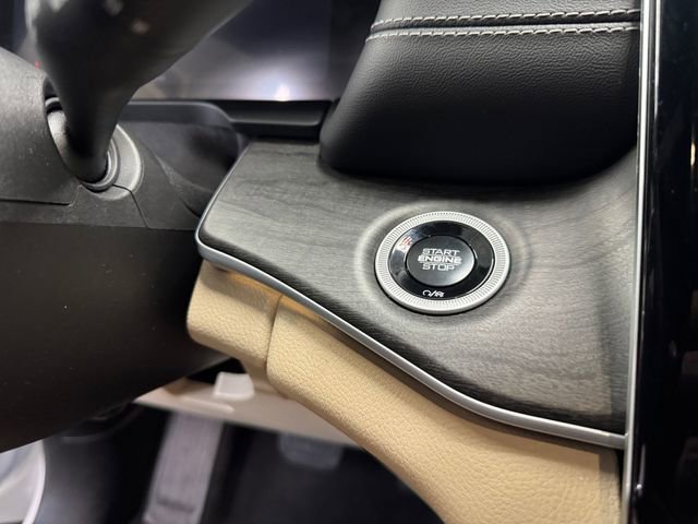 Used 2024 Jeep Grand Cherokee Limited AWD/4WD image 20