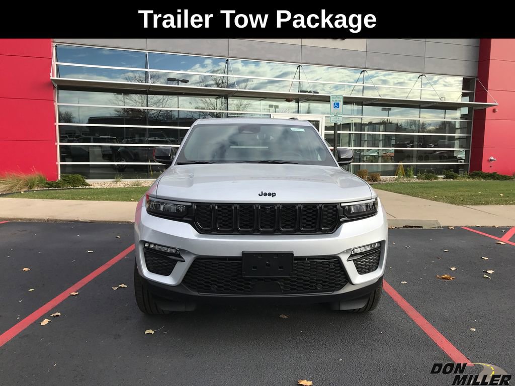 New 2025 Jeep Grand Cherokee Limited w/ Luxury Tech Group II image 2