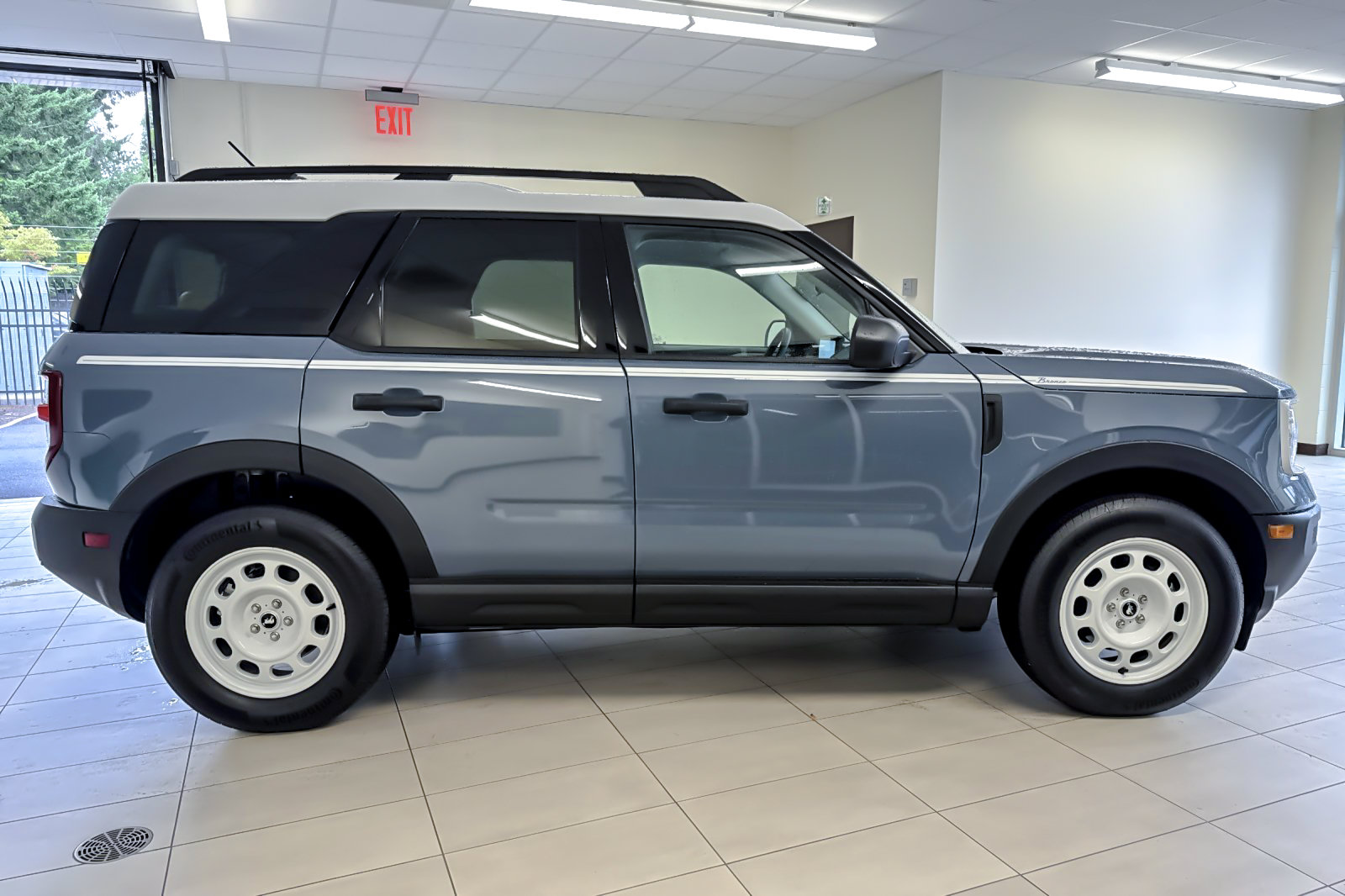 Used 2025 Ford Bronco Sport Heritage w/ Convenience Package AWD/4WD image 3