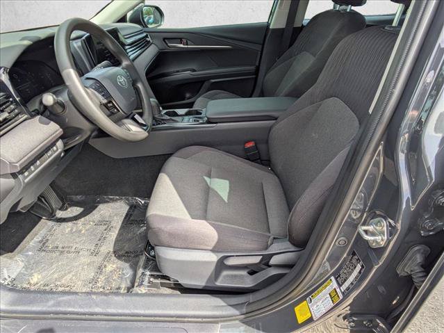Used 2025 Toyota Camry LE FWD image 14