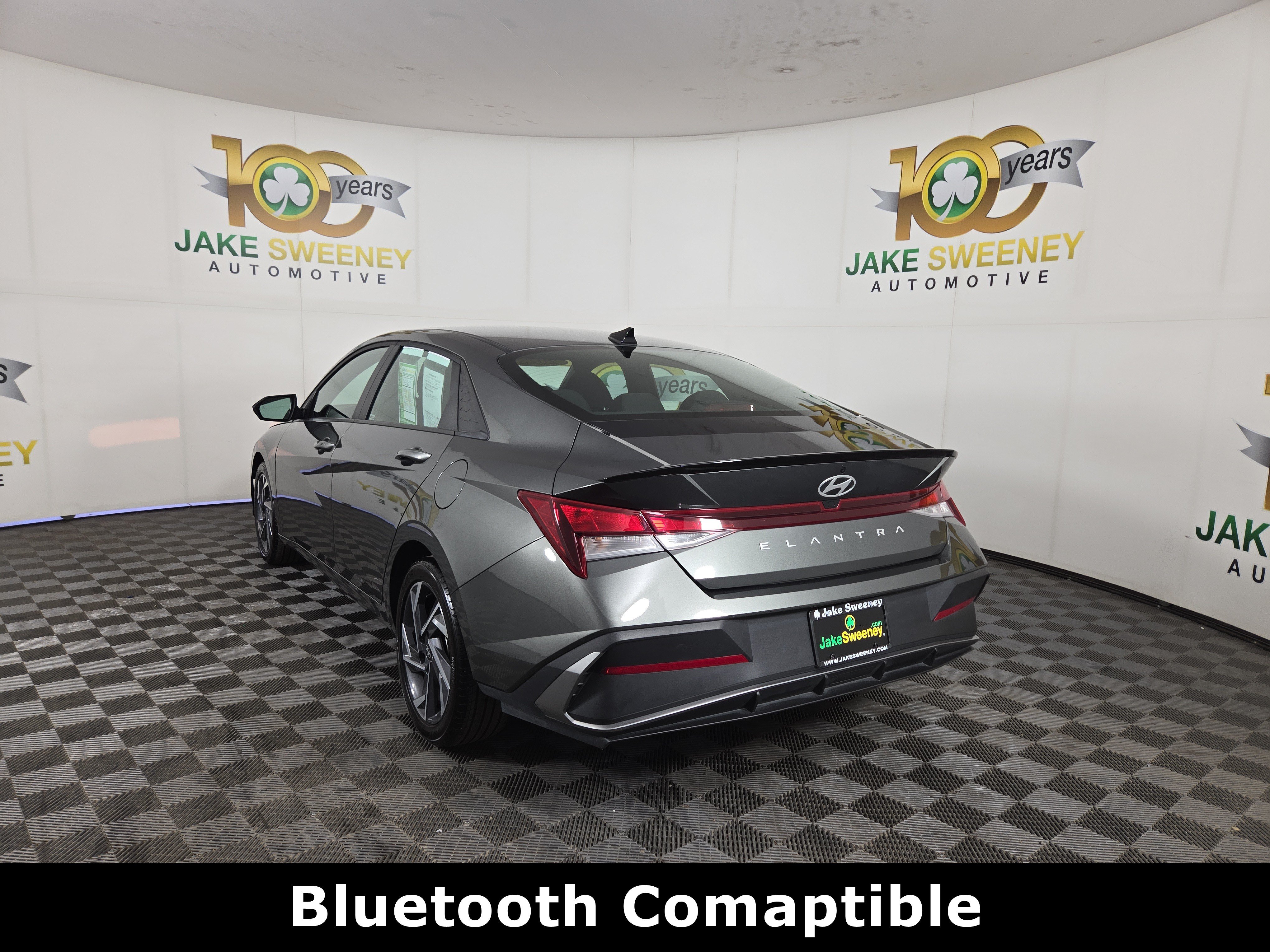 Used 2025 Hyundai Elantra Sport FWD image 6
