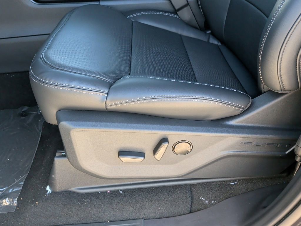 New 2026 Ford Expedition Platinum w/ Stealth Appearance Package image 15