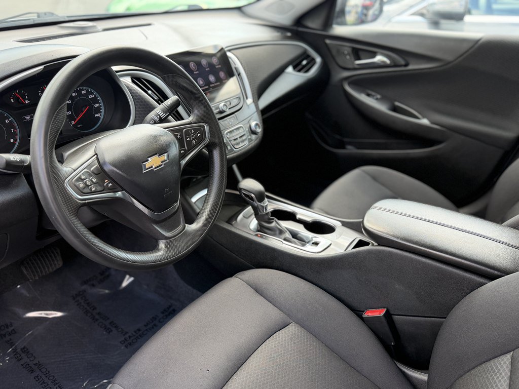 Used 2023 Chevrolet Malibu LT FWD image 10