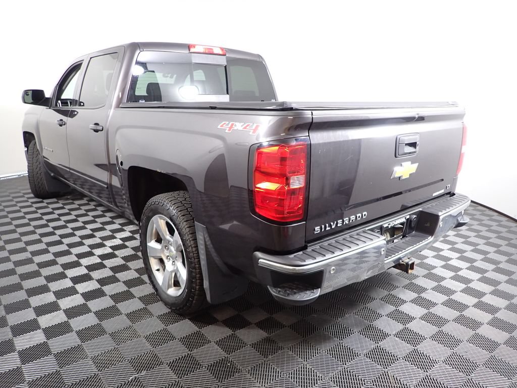Used 2015 Chevrolet Silverado 1500 LT w/ LT Convenience Package AWD/4WD image 9
