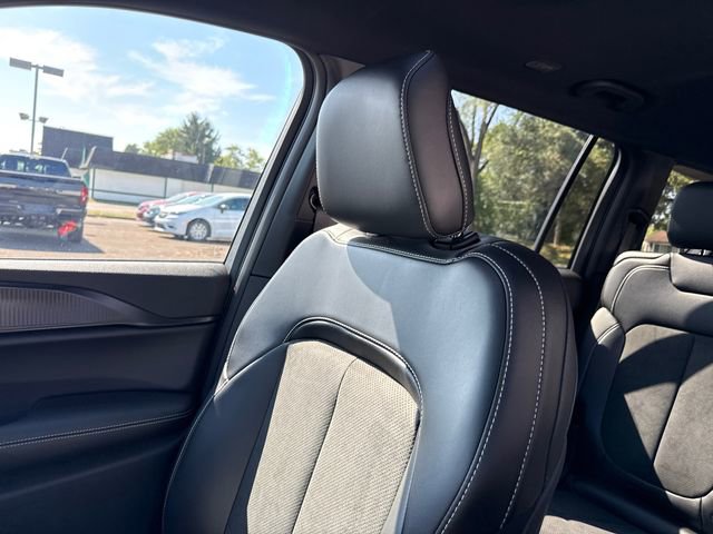 New 2025 Jeep Grand Cherokee L Altitude image 24