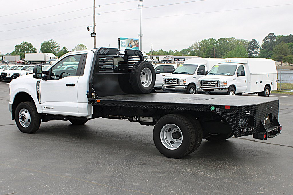 Used 2024 Ford F350 XLT AWD/4WD image 4