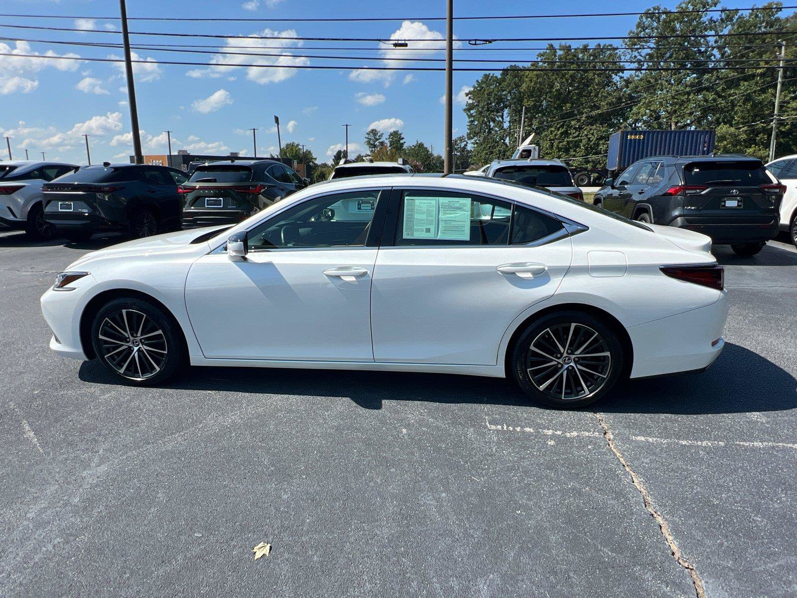 Certified 2025 Lexus ES 350 w/ Premium Package FWD image 8