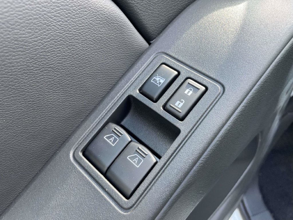 New 2027 Nissan Frontier S RWD image 12