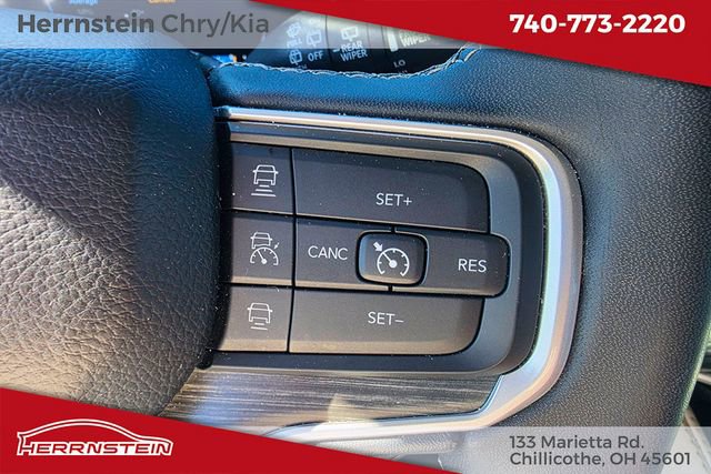 Used 2024 Jeep Wagoneer L Series II w/ Flexible Seating Group AWD/4WD image 22