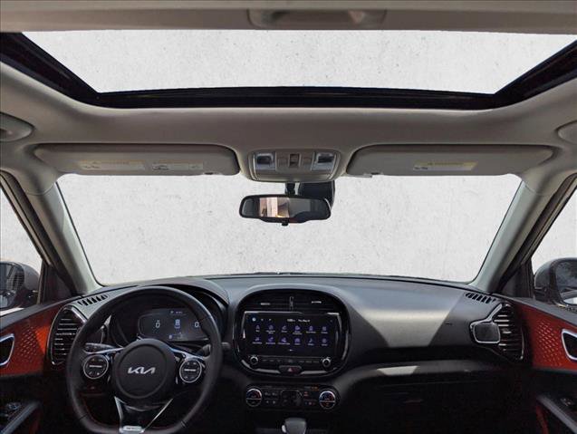 Used 2024 Kia Soul GT-Line FWD image 19