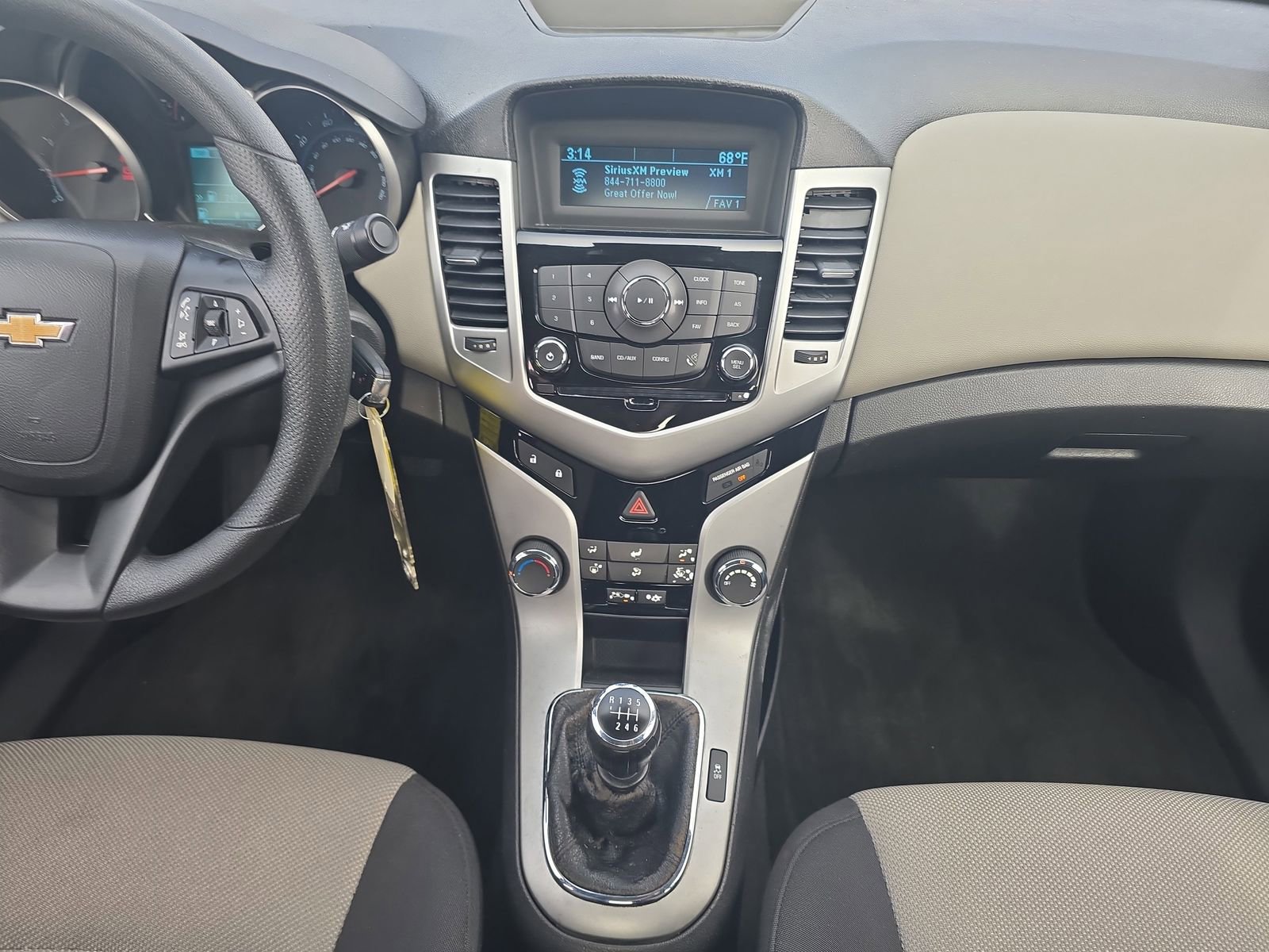 Used 2014 Chevrolet Cruze LS image 11