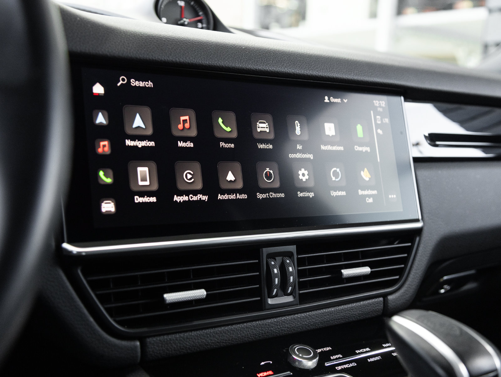 Certified 2023 Porsche Cayenne Platinum Edition AWD/4WD image 25