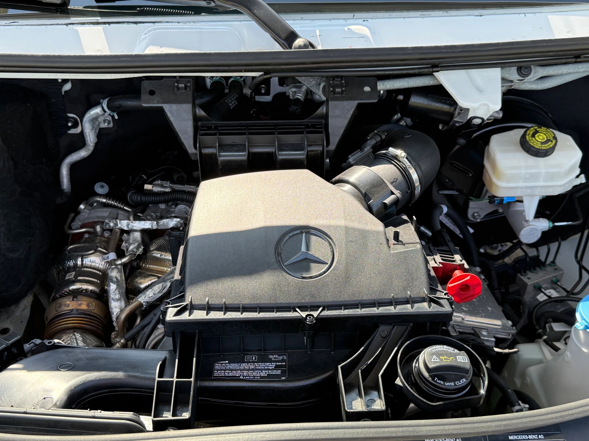 Used 2024 Mercedes-Benz Sprinter 2500 image 14