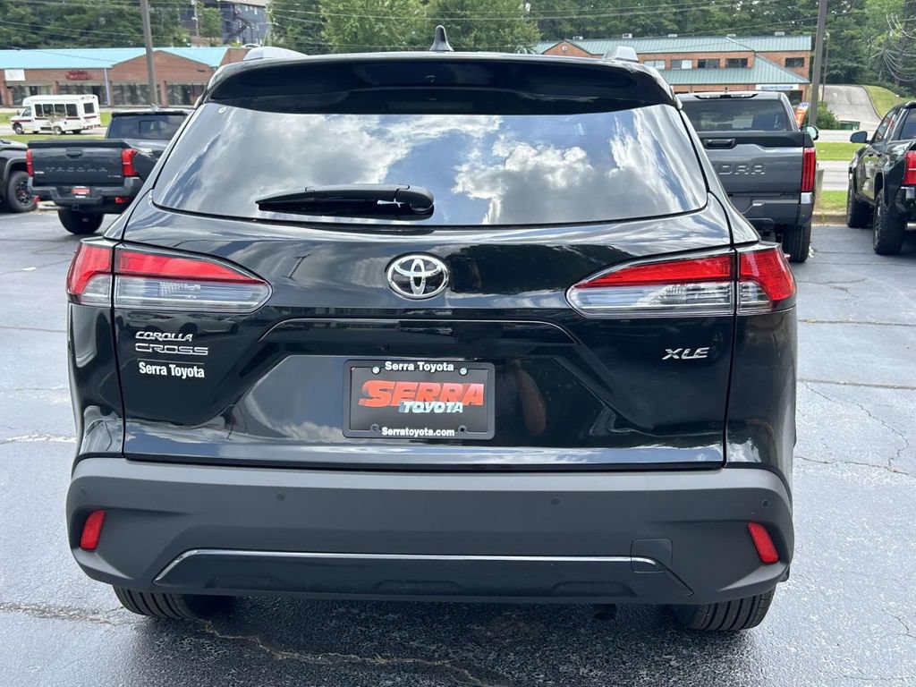 New 2026 Toyota Corolla Cross XLE w/ Convenience Package FWD image 4