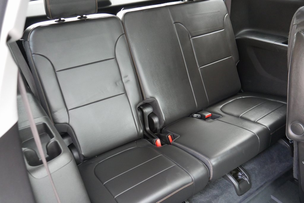 Used 2021 Chevrolet Traverse RS image 28