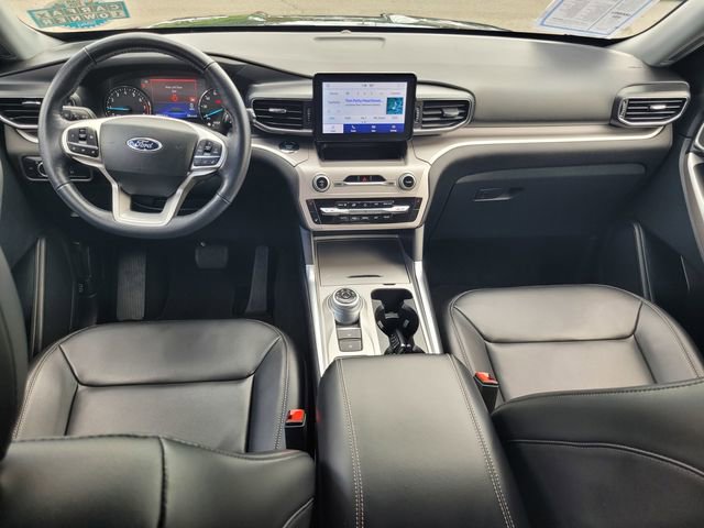 Certified 2023 Ford Explorer XLT w/ Equipment Group 202A image 14