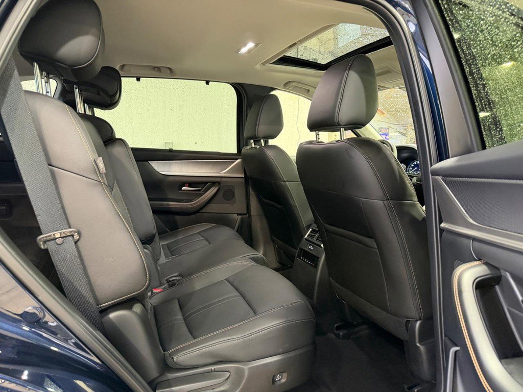Used 2025 MAZDA CX-90 3.3 Turbo w/ Preferred Package image 16