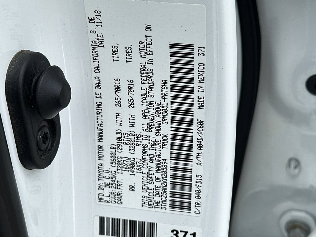 Used 2019 Toyota Tacoma TRD Off-Road AWD/4WD image 30