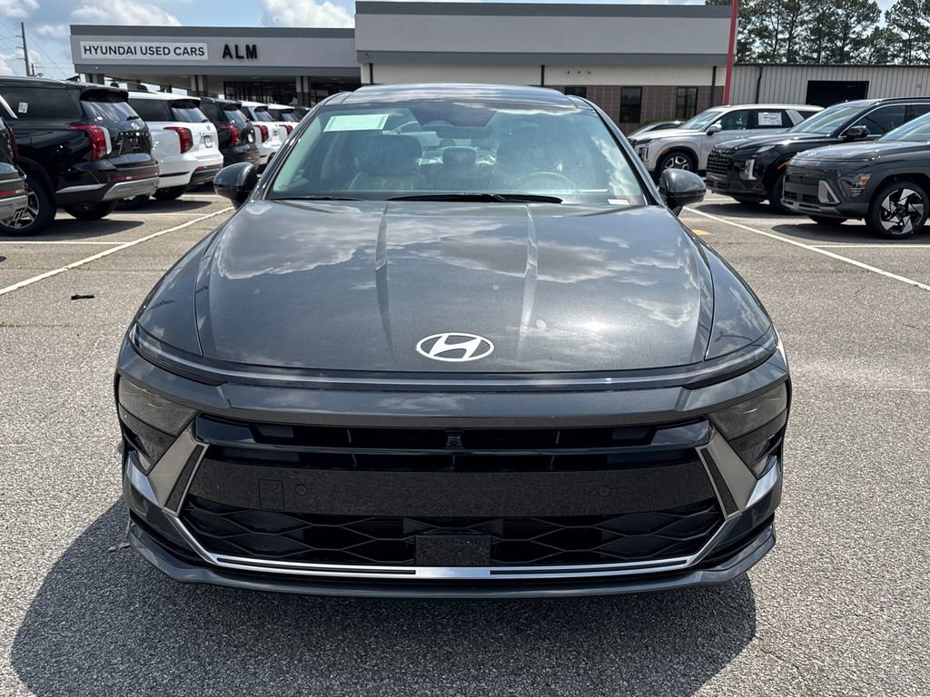 New 2025 Hyundai Sonata Limited image 8