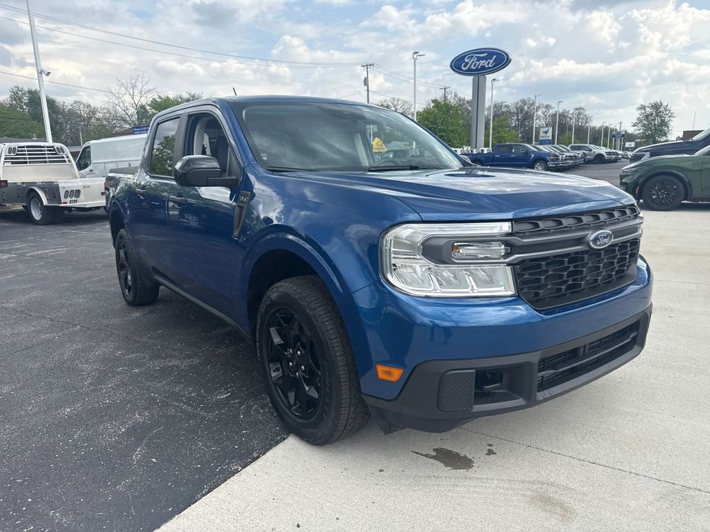 Used 2024 Ford Maverick XLT w/ XLT Luxury Package AWD/4WD image 4