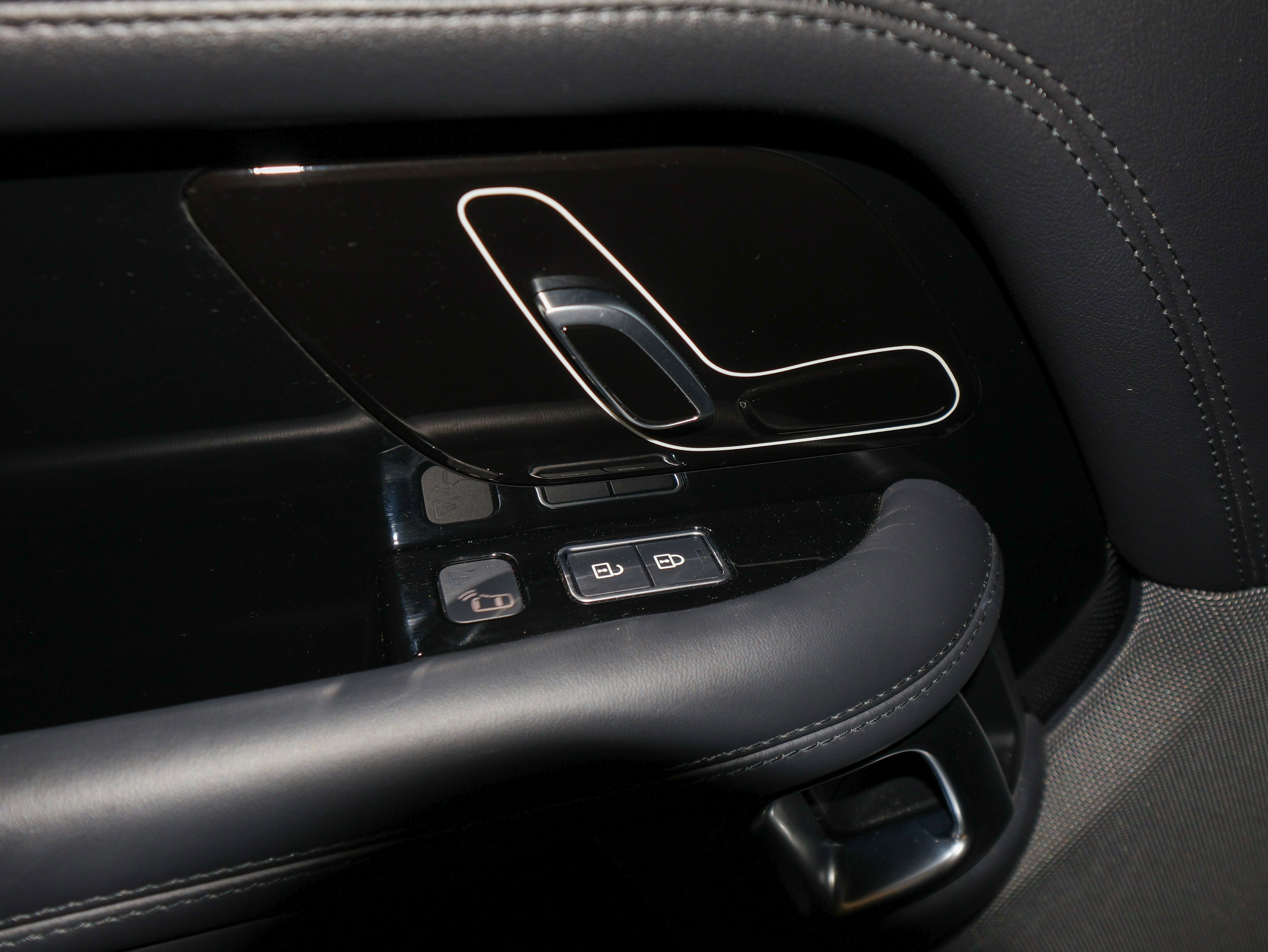 Used 2022 Land Rover Range Rover Westminster Edition image 30