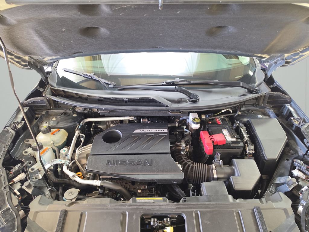 Used 2025 Nissan Rogue SV image 25