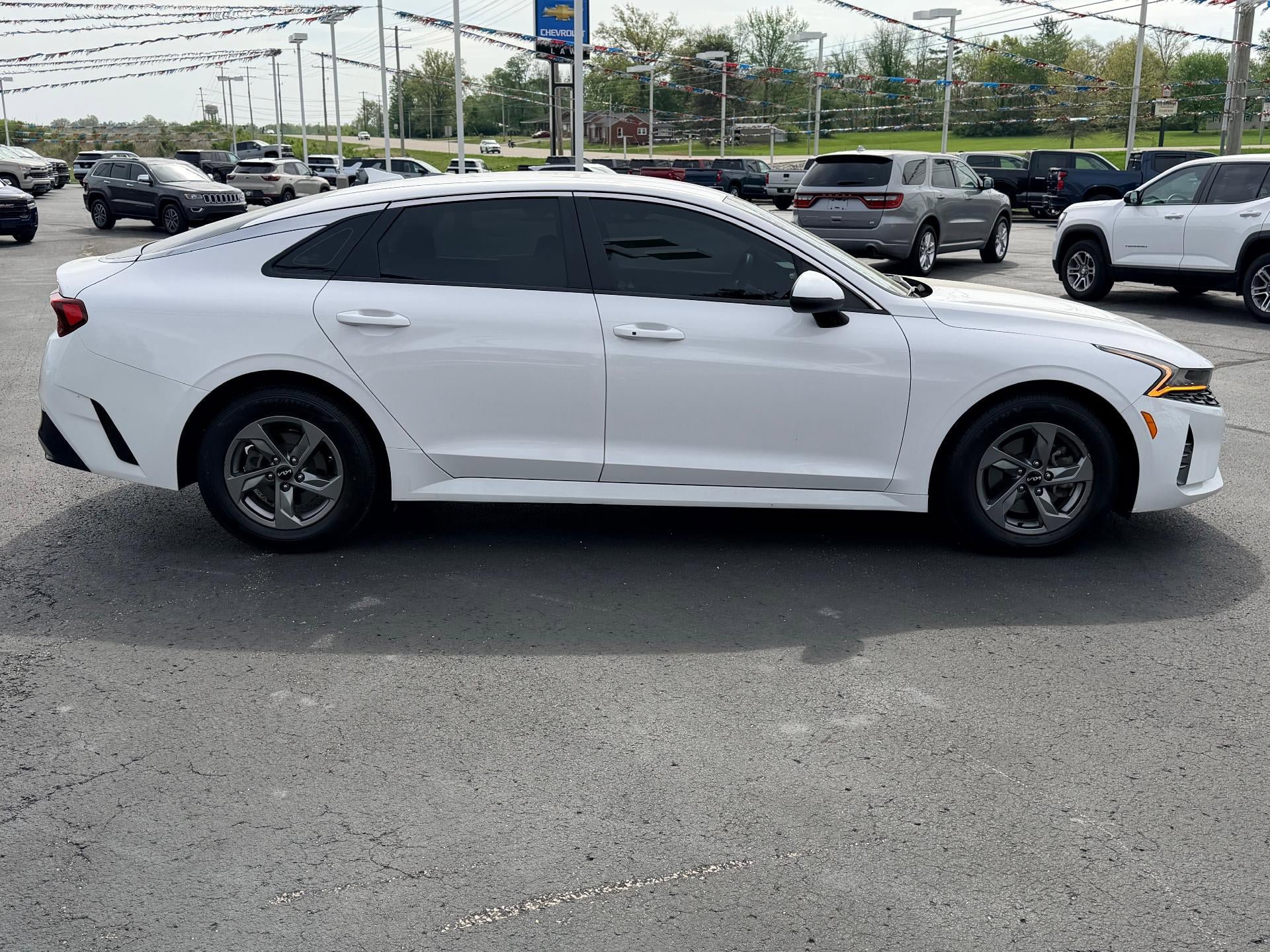 Used 2022 Kia K5 LXS FWD image 4