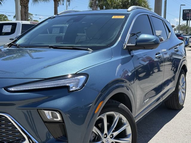 Used 2024 Buick Encore GX Avenir w/ Avenir Technology Package image 6