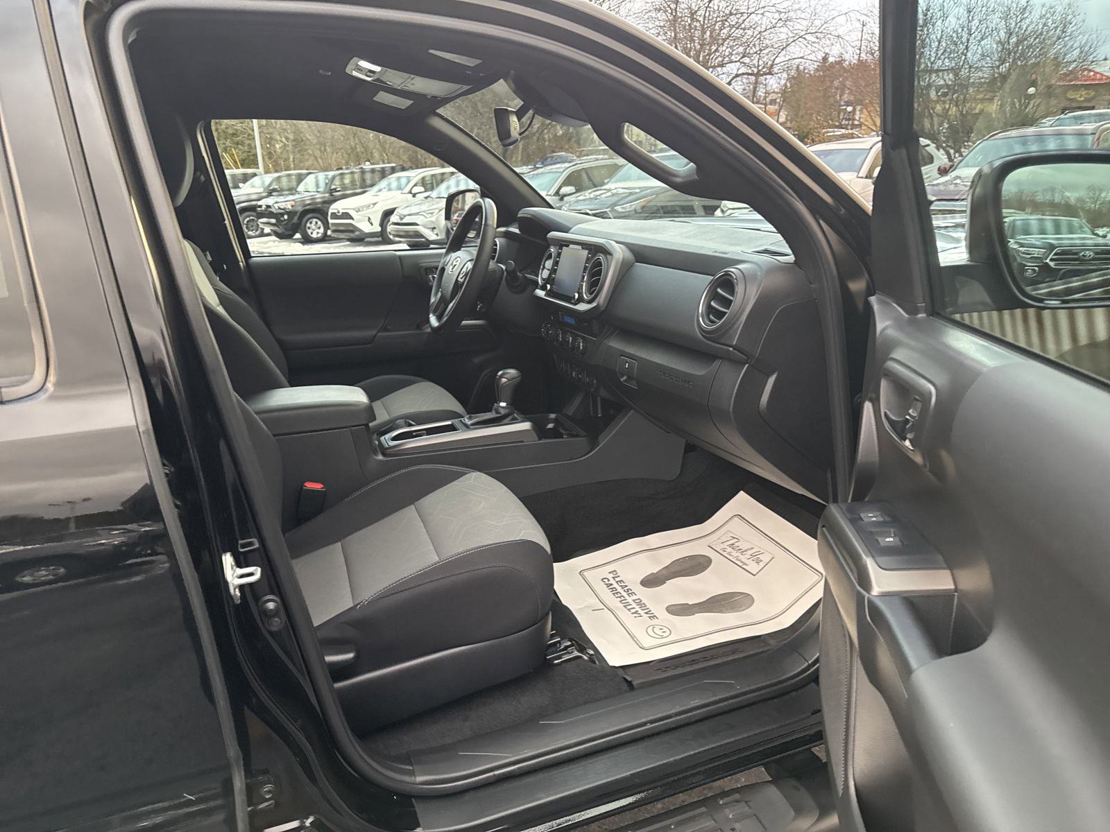 Used 2023 Toyota Tacoma TRD Sport image 16