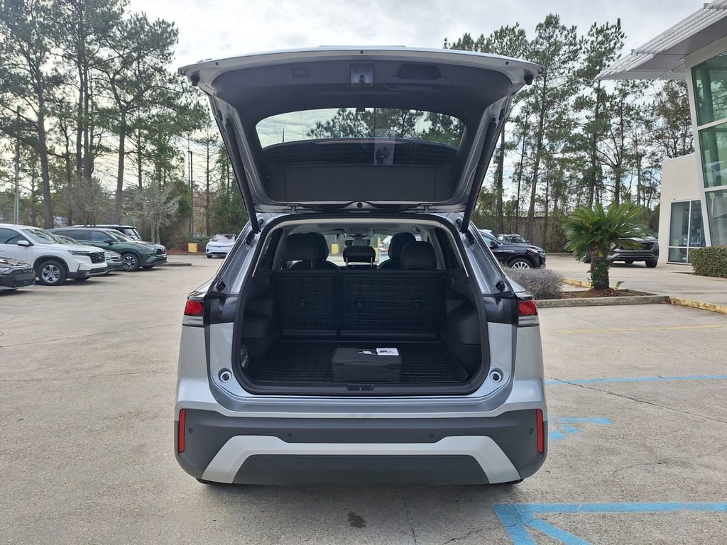 New 2026 Volkswagen Tiguan SE image 26