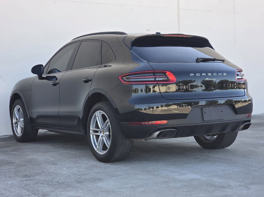Used 2018 Porsche Macan image 3