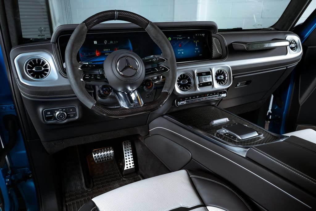 Used 2025 Mercedes-Benz G 63 AMG 4MATIC image 14