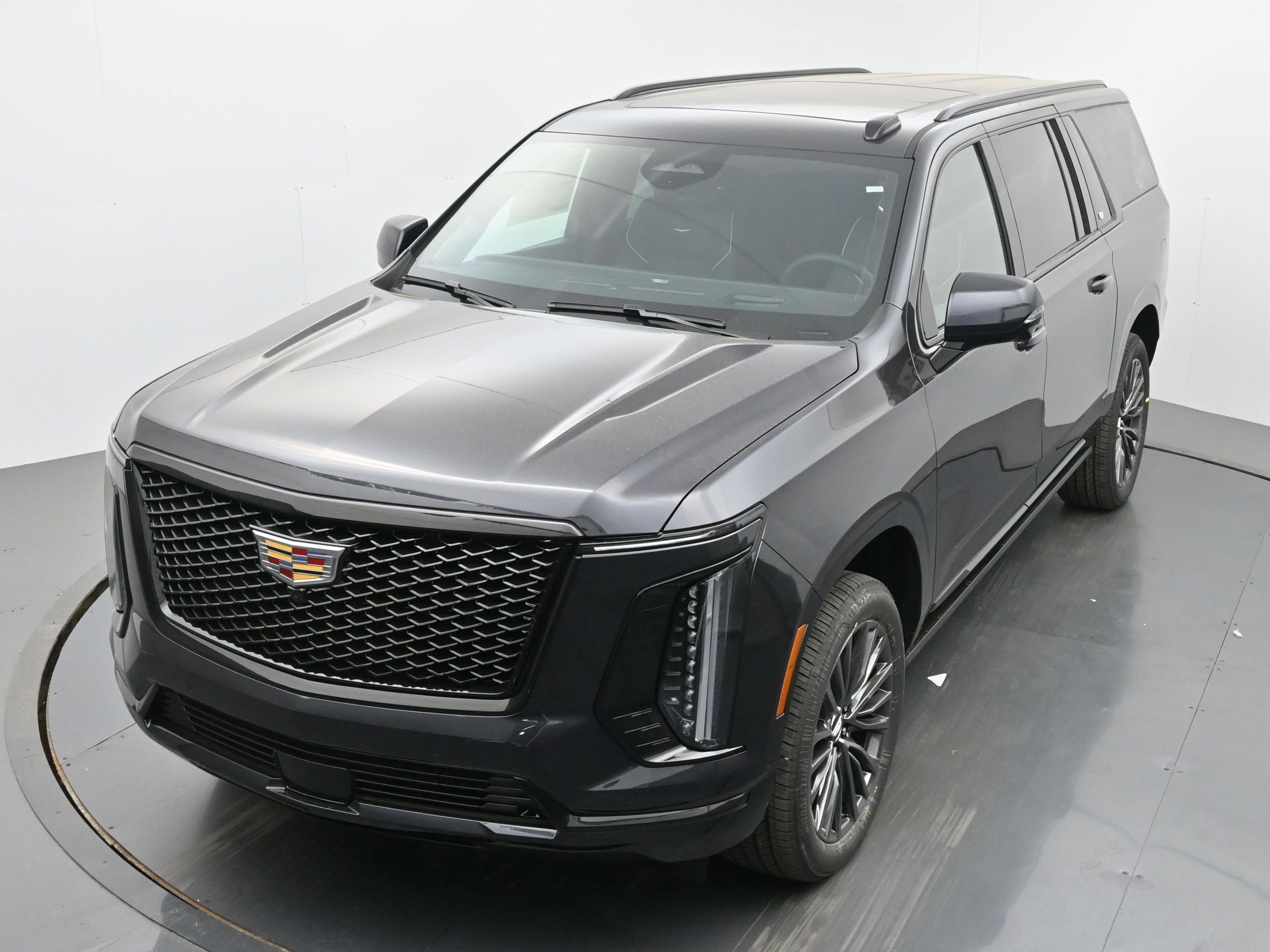 New 2026 Cadillac Escalade ESV Platinum Sport w/ LPO, Floor Liner Package AWD/4WD image 23