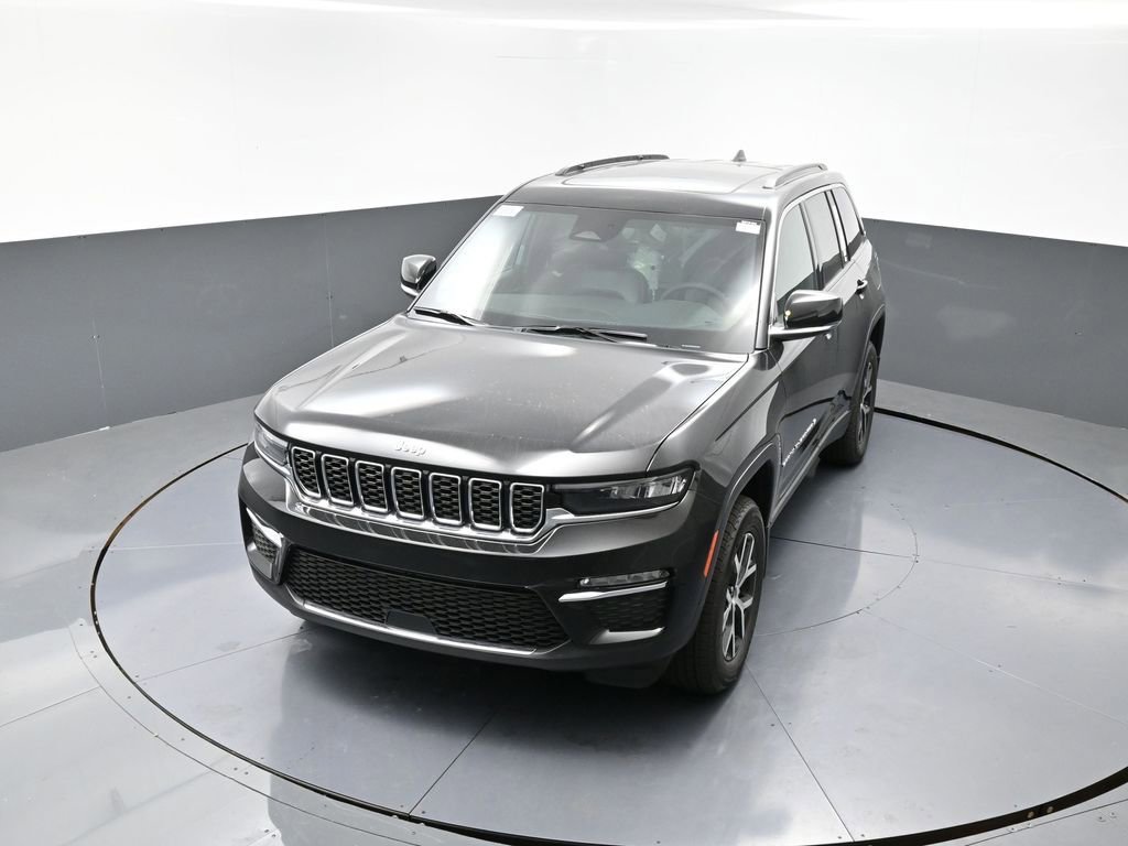 New 2025 Jeep Grand Cherokee Limited w/ Trailer Tow Package image 36