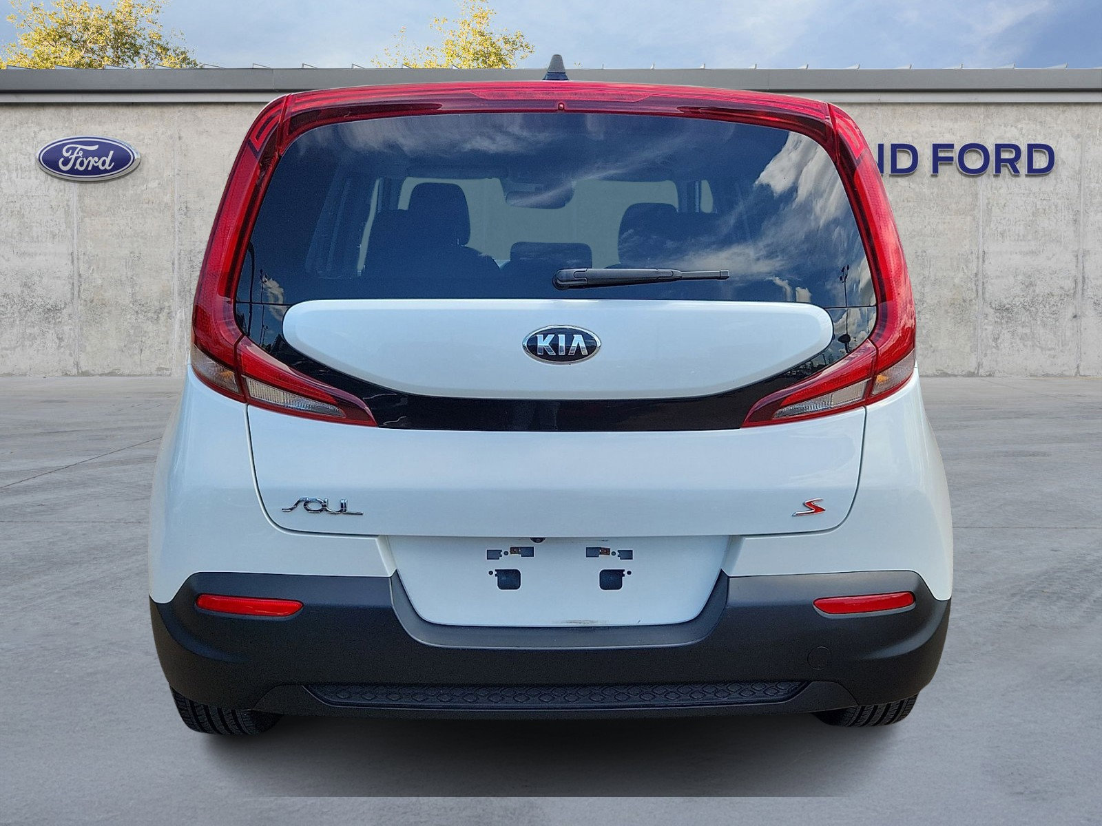 Used 2020 Kia Soul S FWD image 5