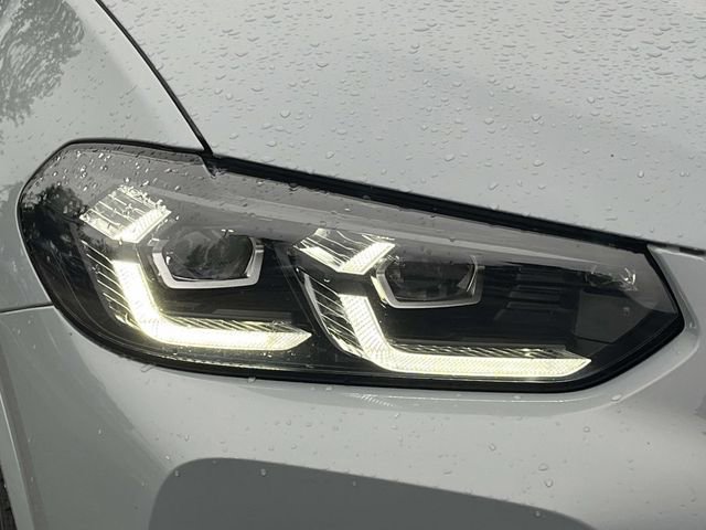 Used 2023 BMW X3 sDrive30i w/ M Sport Package RWD image 9