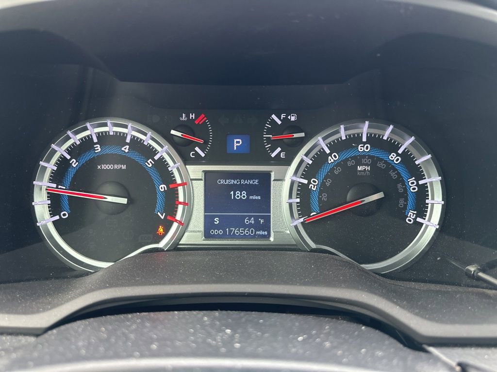 Used 2015 Toyota 4Runner Limited image 27