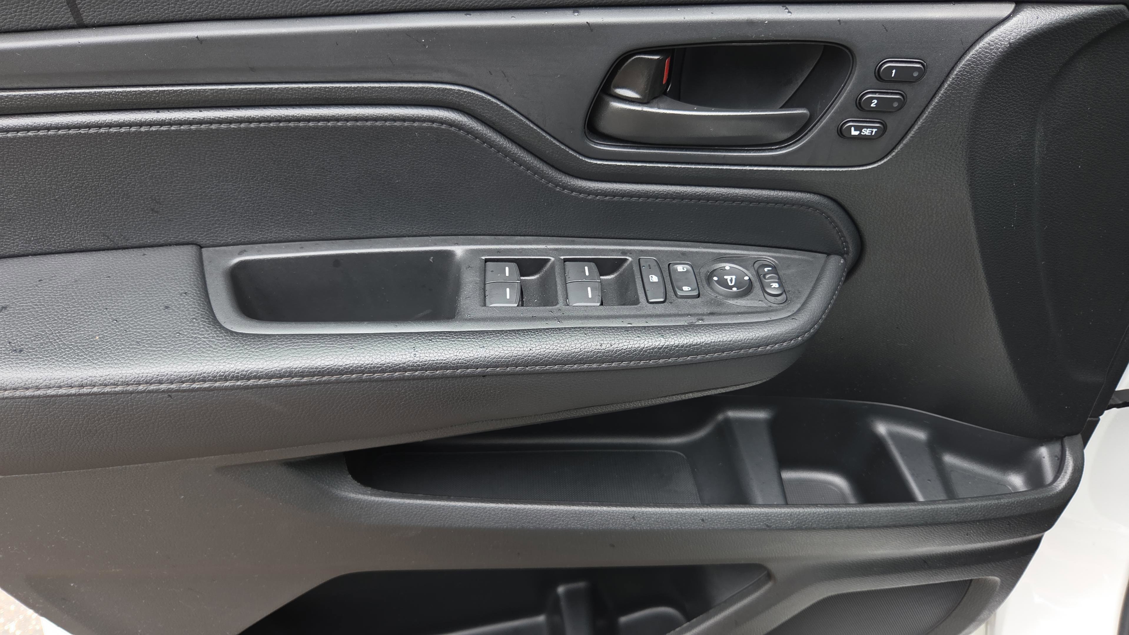 Used 2024 Honda Odyssey Sport image 22