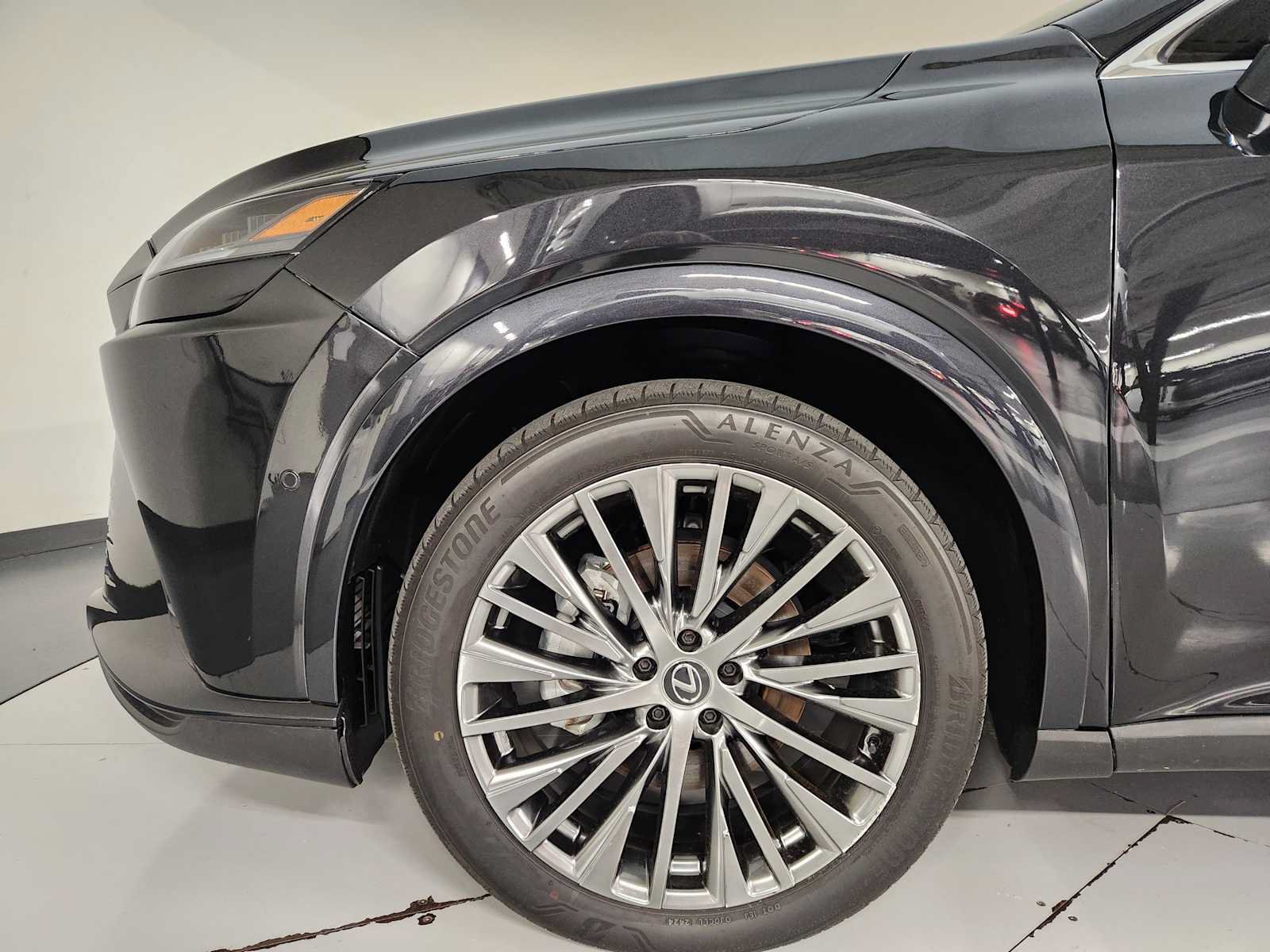 Used 2024 Lexus RX 450h AWD w/ Convenience Package image 11