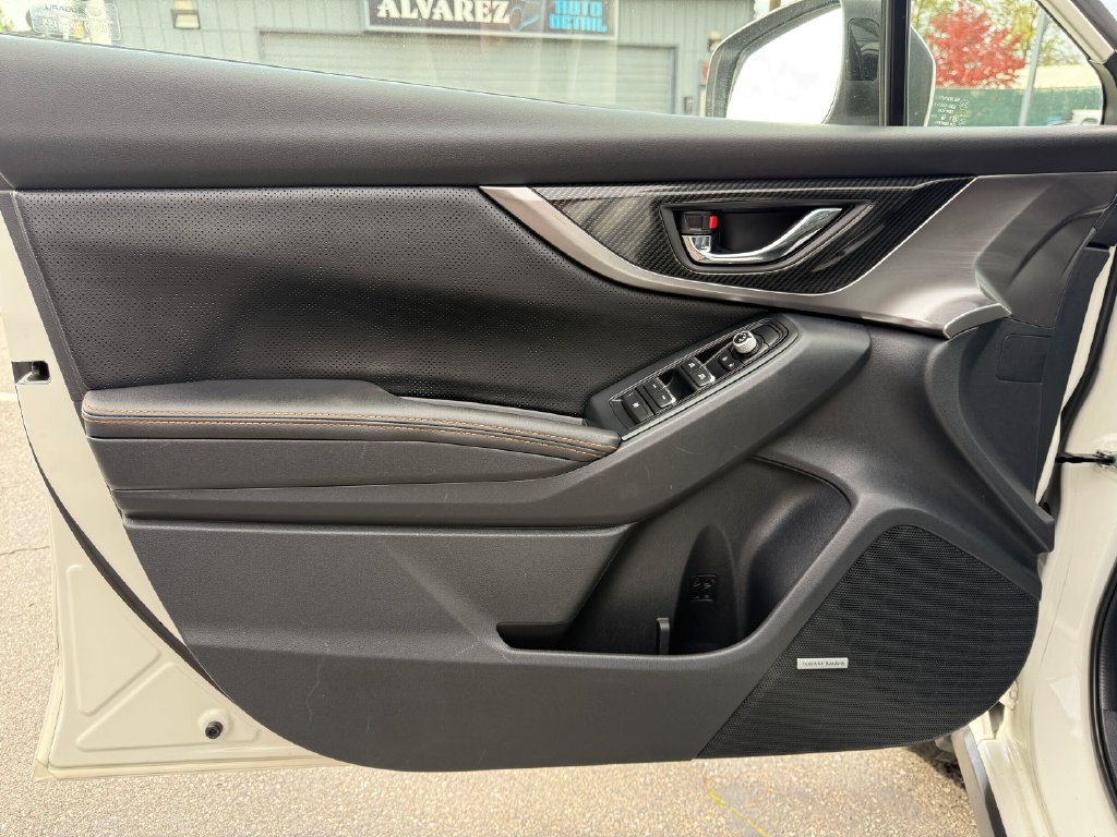 Used 2019 Subaru Crosstrek 2.0i Limited w/ Moonroof Package w/Navigation AWD/4WD image 11