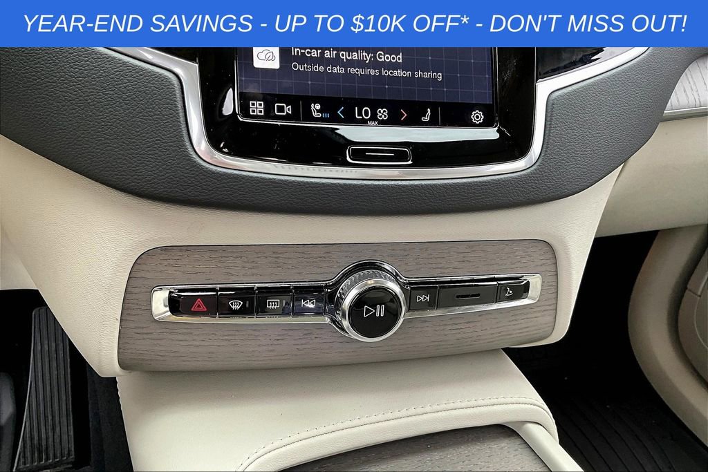 Used 2025 Volvo XC90 B6 Ultra w/ Protection Package Premier image 33