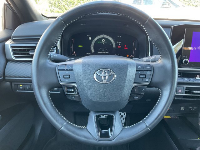 Used 2025 Toyota Camry SE FWD image 20