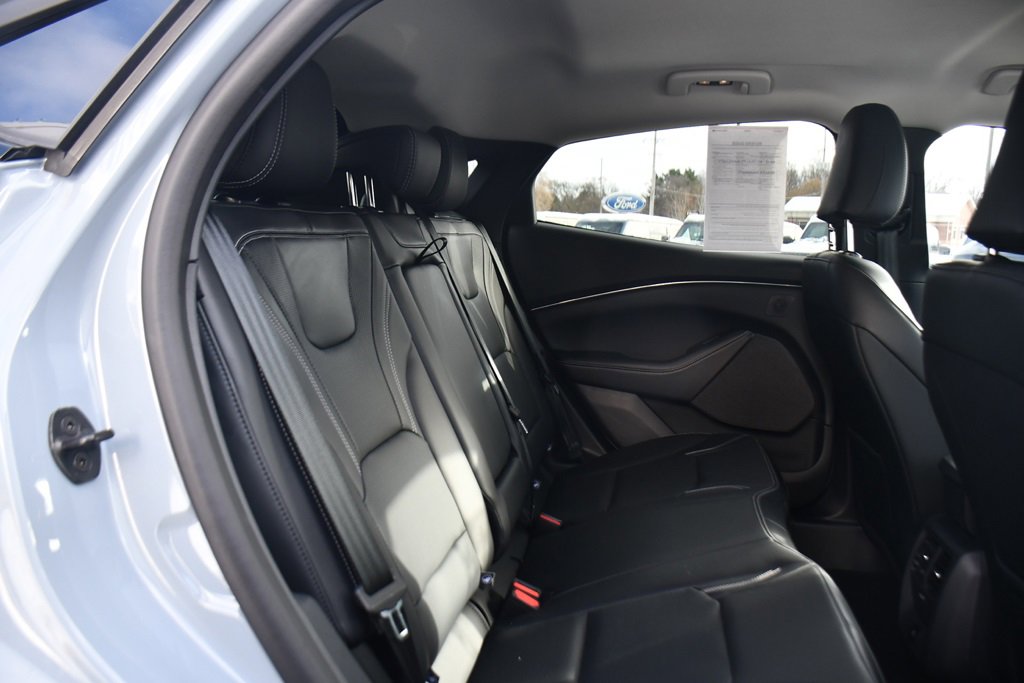 Used 2025 Ford Mustang Mach-E Premium image 17