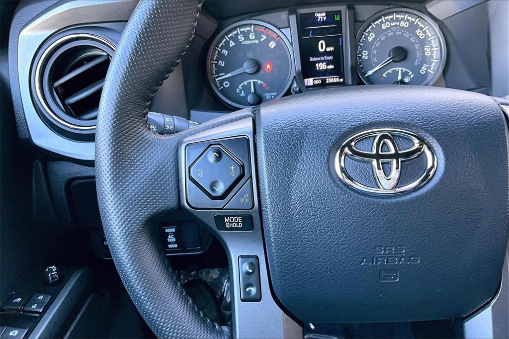 Certified 2023 Toyota Tacoma TRD Off-Road image 12