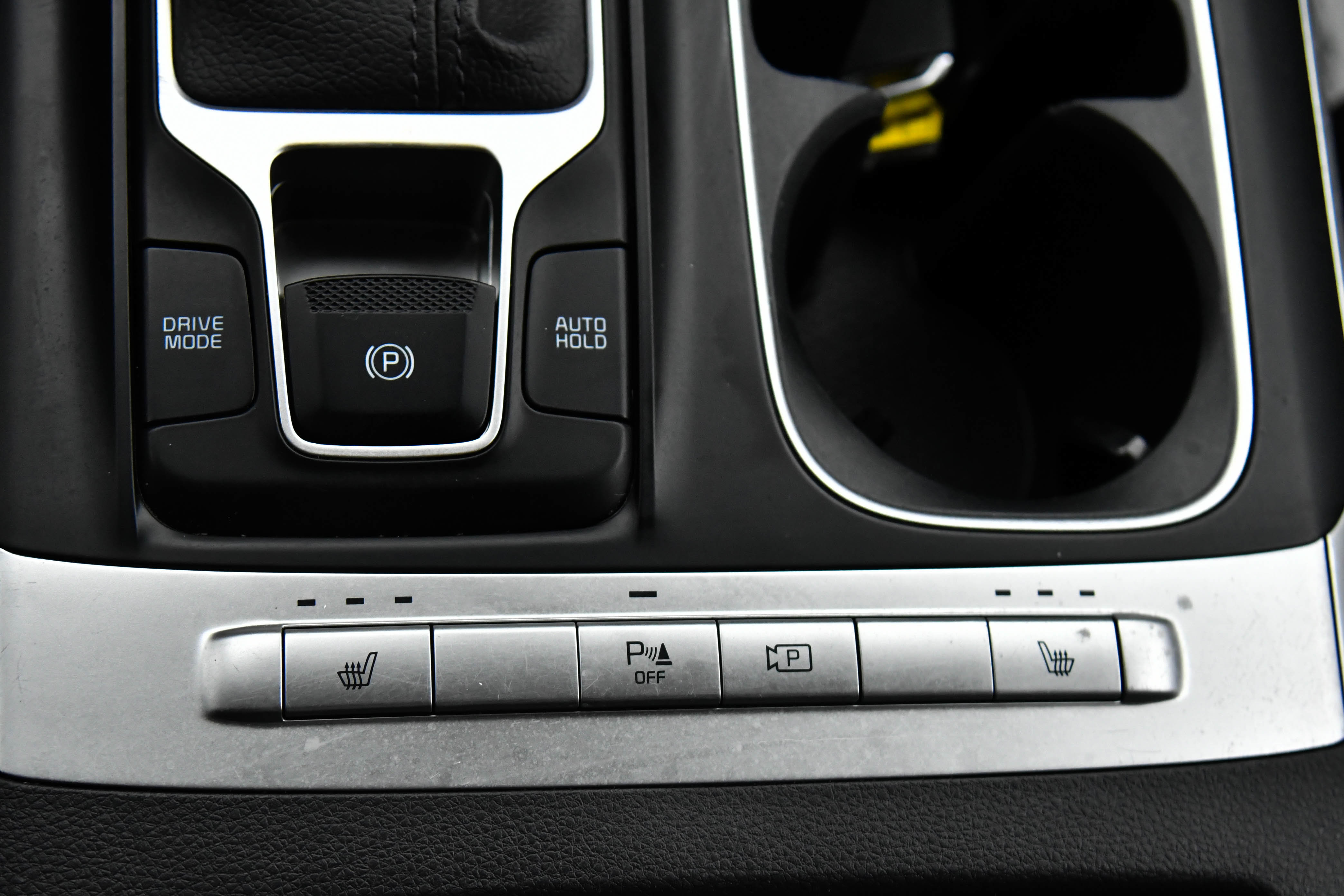 Used 2024 Kia Carnival LX image 26